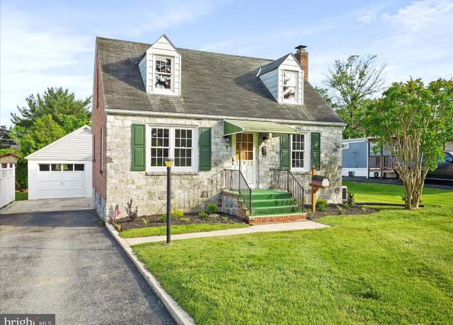 Property at 17815 Sherman Ave, Hagerstown, MD 21740, 3 beds, 1 bath