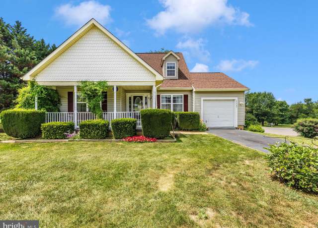Property at 17727 Davidson Dr, Sharpsburg, MD 21782, 3 beds, 3 baths