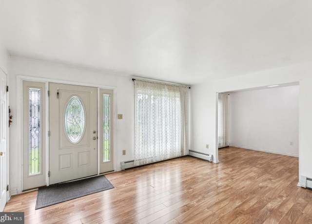Property at 3 Karok Ln, Browns Mills, NJ 08015, 3 beds, 2 baths