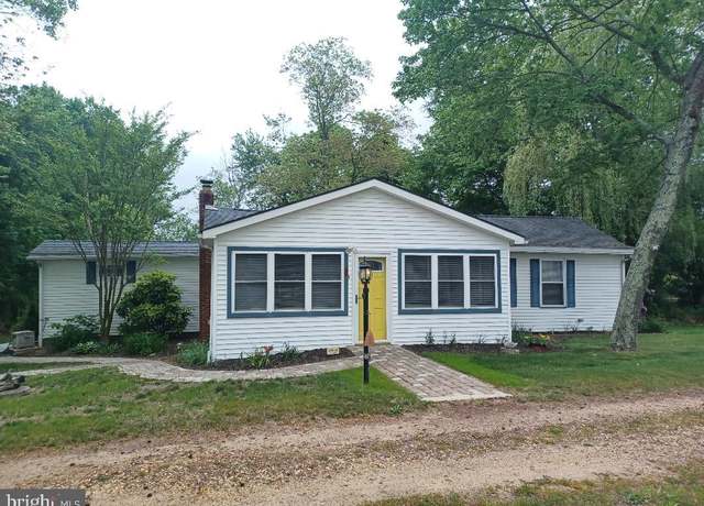 Property at 97 E Shore Ln, Monroeville, NJ 08343, 2 beds, 1 bath