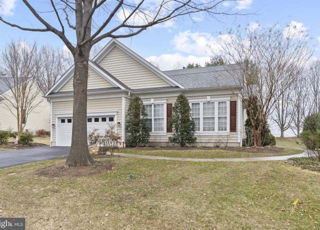 Property at 607 Martin Dr, Avondale, PA 19311, 3 beds, 4 baths