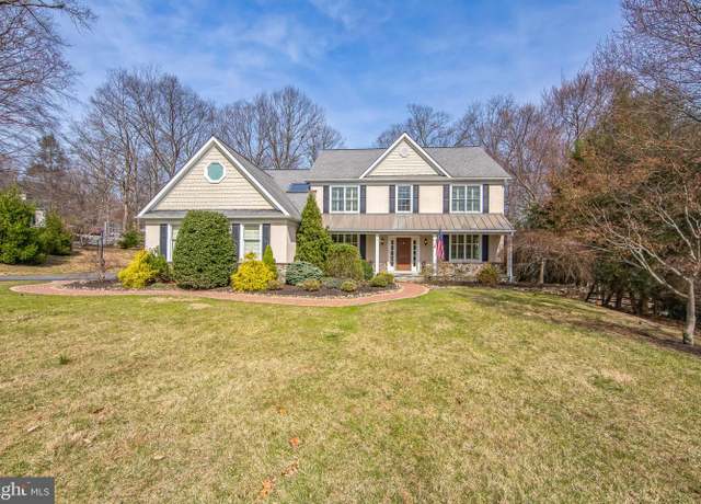 Property at 1412 Hampton Dr, Downingtown, PA 19335, 4 beds, 4 baths