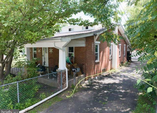 Property at 112 E Vine St, Pottstown, PA 19464, 5 beds