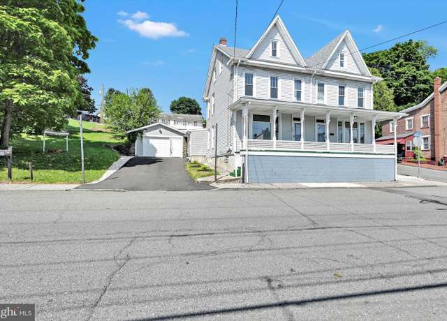 Property at 308 Washington St, Tamaqua, PA 18252, 4 beds, 2.5 baths