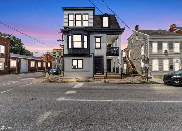 Property at 597 W Philadelphia St, York, PA 17403, 8 beds