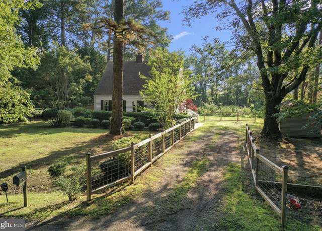 Property at 491 Maryfox Rd, Tappahannock, VA 22560, 3 beds, 2.5 baths