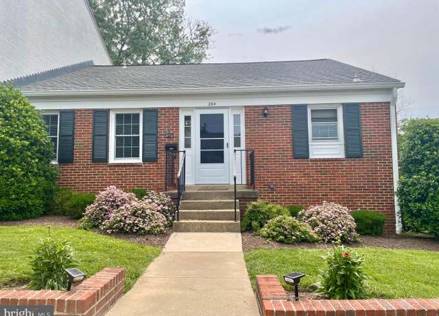 Property at 264 Fairfield Dr, Warrenton, VA 20186, 2 beds, 3 baths