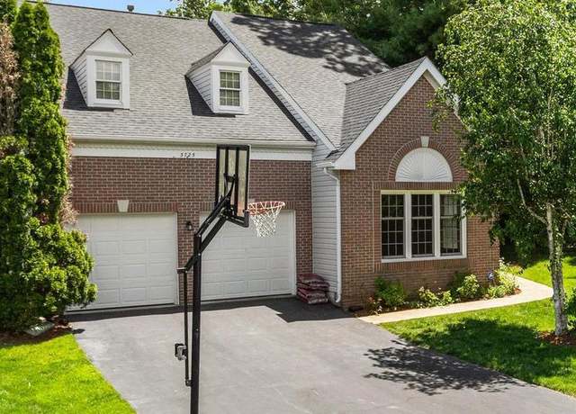 Property at 3725 Freehill Ln, Fairfax, VA 22033, 4 beds, 3.5 baths