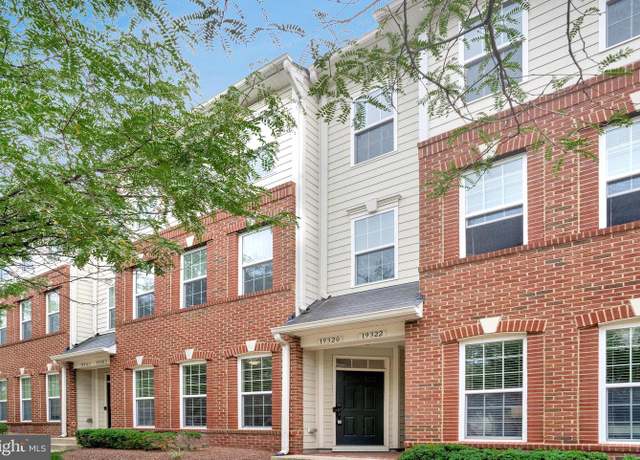 Property at 19320 Diamond Lake Dr, Leesburg, VA 20176, 3 beds, 2.5 baths