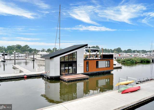 Property at 650 Wharf St SW Unit X31, Washington, DC 20024, 2 beds, 2 baths