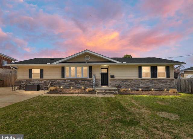 Property at 212 Winston Rd, Pasadena, MD 21122, 4 beds, 2.5 baths