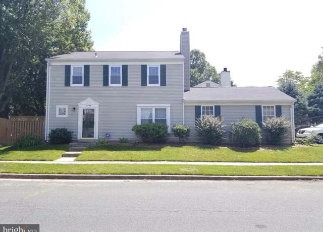 Property at 2333 Dartmouth Ln, Crofton, MD 21114, 4 beds, 2.5 baths