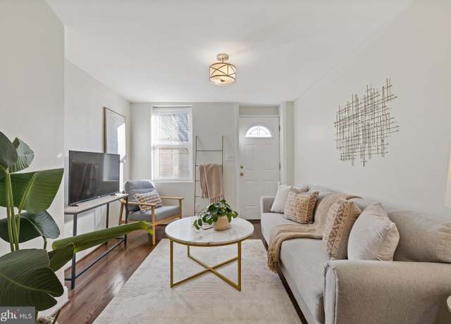 Property at 862 Washington Blvd, Baltimore, MD 21230, 2 beds, 2.5 baths