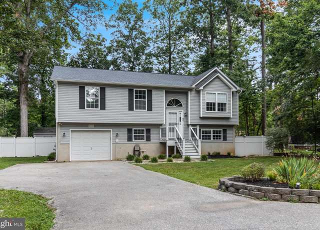 Property at 816 Golden West Way, Lusby, MD 20657, 5 beds, 3 baths
