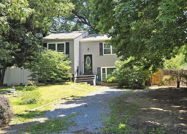 Property at 12412 Channelview Dr, Newburg, MD 20664, 4 beds, 2 baths