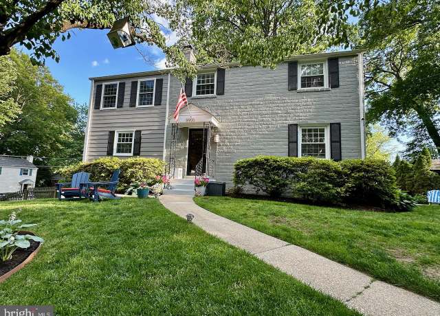 Property at 9900 Woodburn Rd, Silver Spring, MD 20901, 4 beds, 3 baths