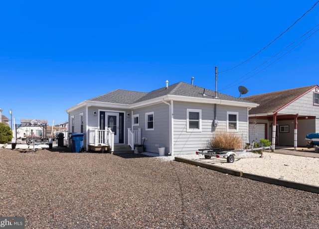 Property at 122 N Spinnaker Dr, Tuckerton, NJ 08087, 3 beds, 1 bath