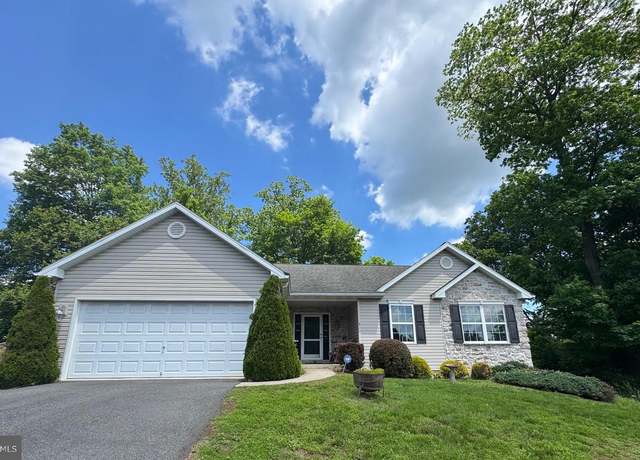 Property at 9 Courtney Rea Cir, Reading, PA 19606, 3 beds, 3 baths