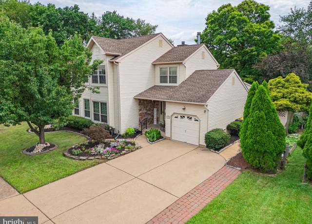 Property at 2460 Elfreths Aly, Bensalem, PA 19020, 4 beds, 2.5 baths