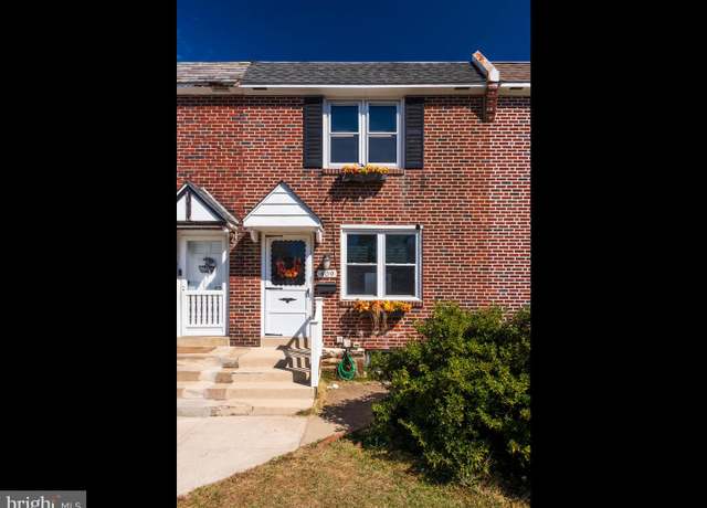 Property at 409 S Church St, Clifton Heights, PA 19018, 3 beds, 1 bath