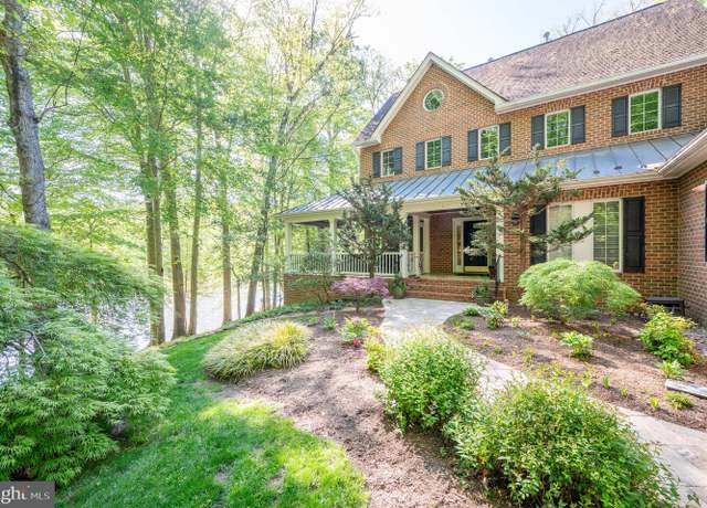 Property at 6031 Lady Slipper Ln, Manassas, VA 20111, 5 beds, 5.5 baths