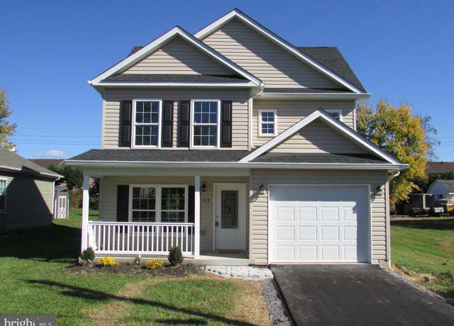 Property at 313 Legion St, Martinsburg, WV 25404, 3 beds, 2.5 baths