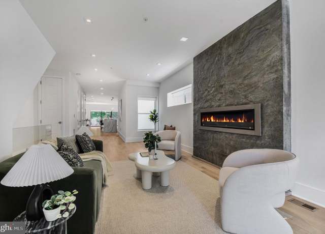Property at 2515 Ontario Rd NW #1, Washington, DC 20009, 3 beds, 2.5 baths