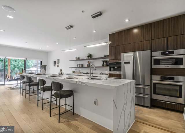 Property at 2515 Ontario Rd NW #1, Washington, DC 20009, 3 beds, 2.5 baths