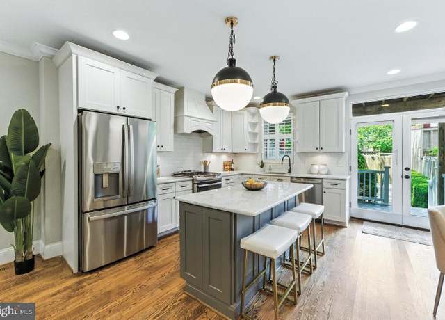 Property at 304 12th St NE, Washington, DC 20002, 4 beds, 3.5 baths