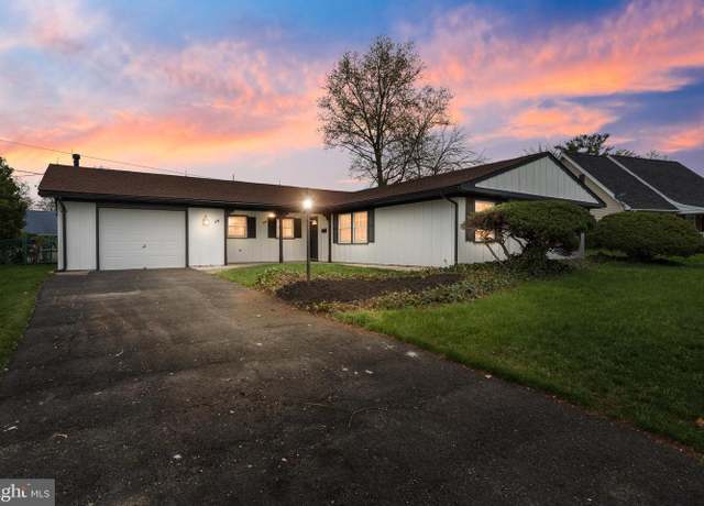 Property at 44 Elderberry Ln, Willingboro, NJ 08046, 3 beds, 2 baths