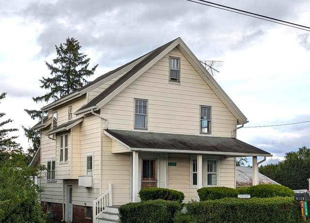 Property at 6120 Baltimore Pike, Littlestown, PA 17340, 4 beds, 1 bath