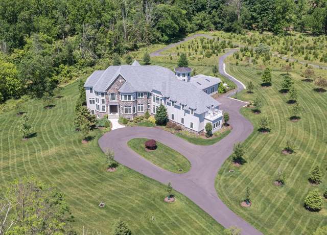 Property at 3 Tines Field Path, Newtown, PA 18940, 5 beds, 7 baths