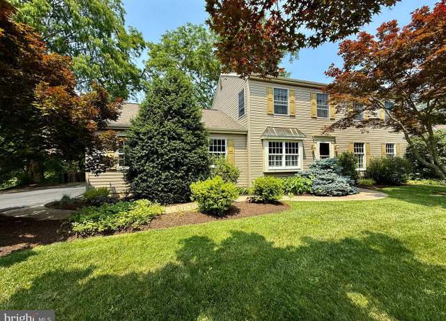 Property at 938 Greystone Dr, West Chester, PA 19380, 4 beds, 3 baths