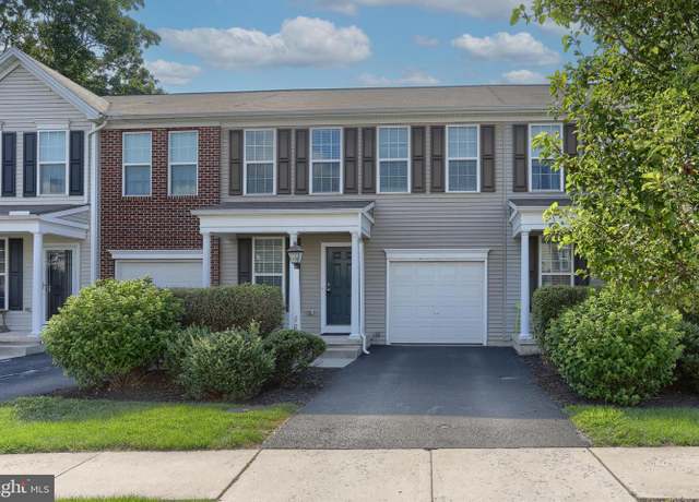 Property at 683 Whitetail Dr, Hummelstown, PA 17036, 3 beds, 2.5 baths