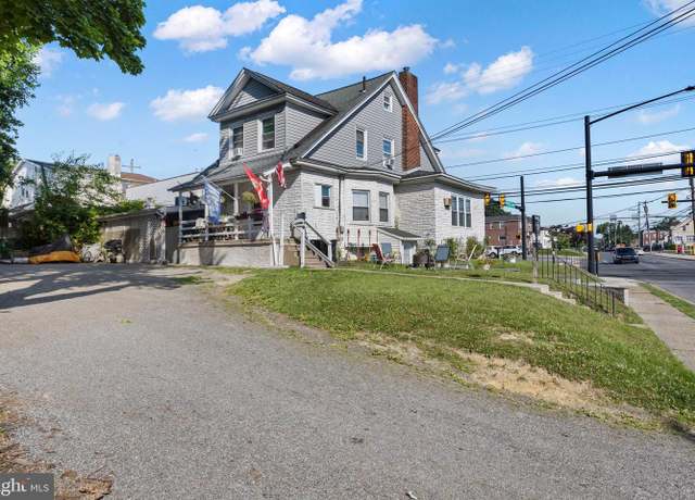 Property at 1 S Macdade Blvd, Glenolden, PA 19036, 3 beds, 3 baths