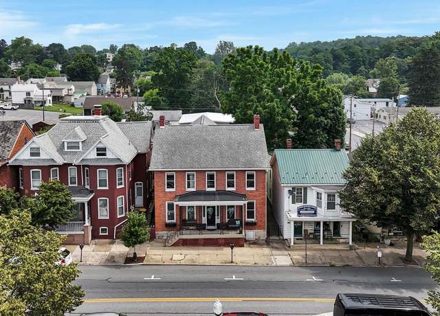 Property at 125 E Main St, Waynesboro, PA 17268, 4 beds, 2.5 baths