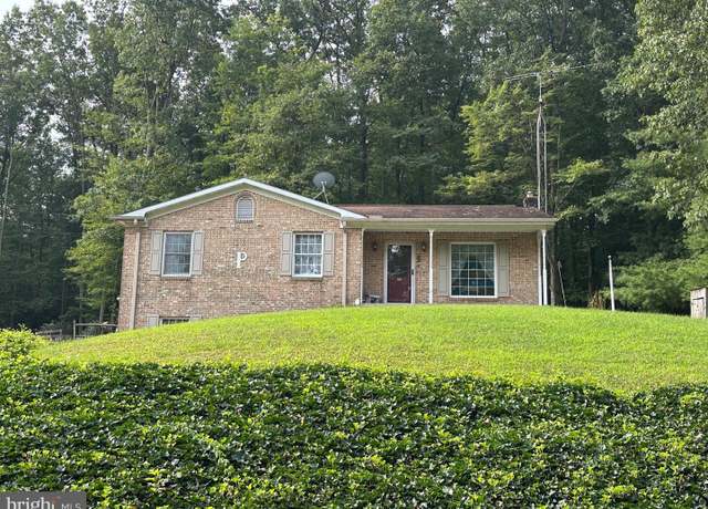 Property at 7714 Fern Grotto Circle Cir, Fayetteville, PA 17222, 2 beds, 1.5 baths