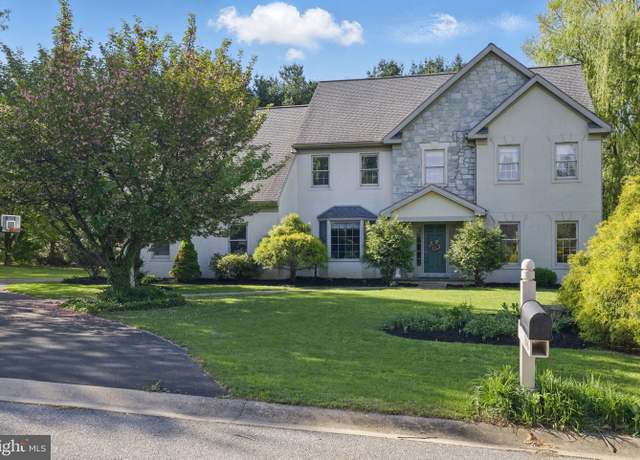Property at 1396 John Adams Dr, Lancaster, PA 17601, 4 beds, 2.5 baths
