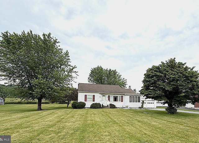 Property at 619 Penn Dr, Tamaqua, PA 18252, 2 beds, 1 bath