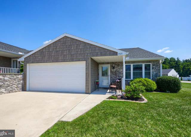 Property at 4421 Clair Mar Dr, Dover, PA 17315, 2 beds, 2 baths