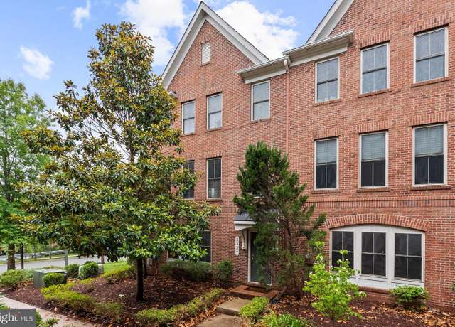 Property at 3357 Kemper Rd, Arlington, VA 22206, 4 beds, 3.5 baths