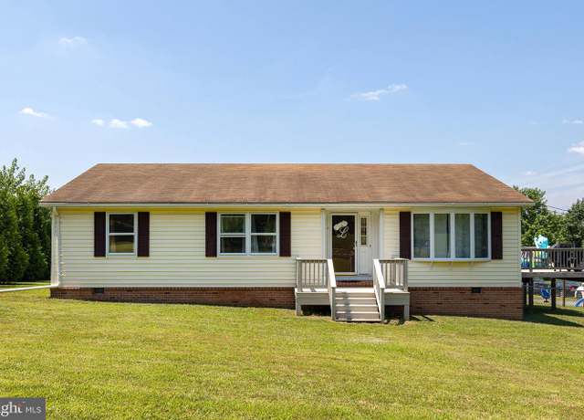 Property at 321 Cedar Grove Rd, Winchester, VA 22603, 3 beds, 2 baths
