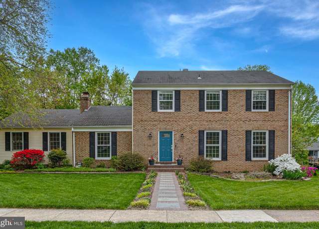 Property at 5514 Shooters Hill Ln, Fairfax, VA 22032, 4 beds, 3.5 baths