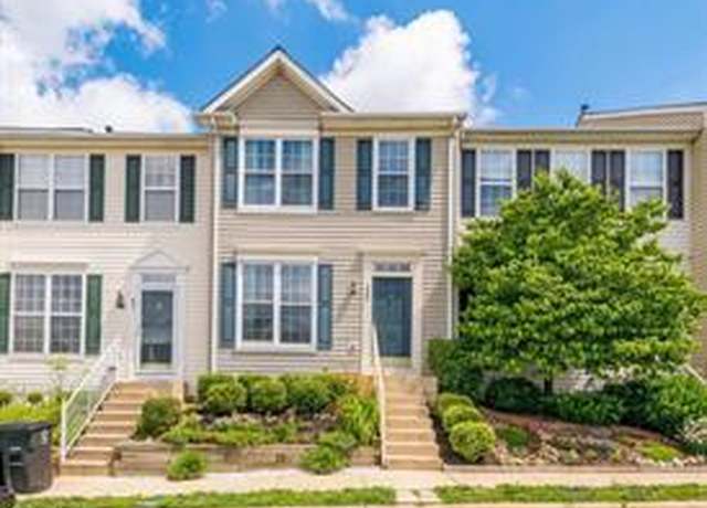 Property at 453 Pearlbush Sq NE, Leesburg, VA 20176, 3 beds, 3.5 baths