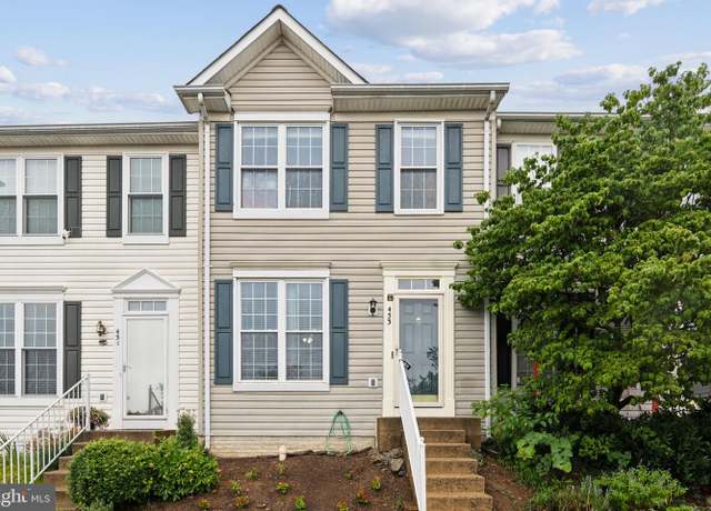 Property at 453 Pearlbush Sq NE, Leesburg, VA 20176, 3 beds, 3.5 baths