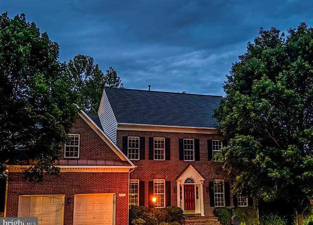 Property at 20361 Water Valley Ct, Sterling, VA 20165, 6 beds, 4.5 baths