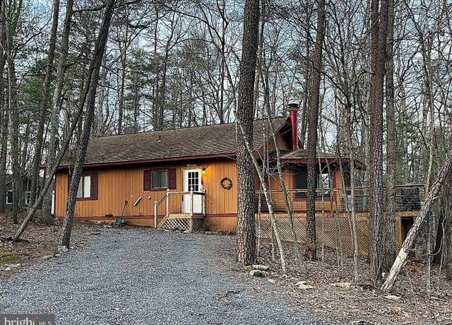 Property at 11 Picard Ct, Basye, VA 22810, 3 beds, 1 bath