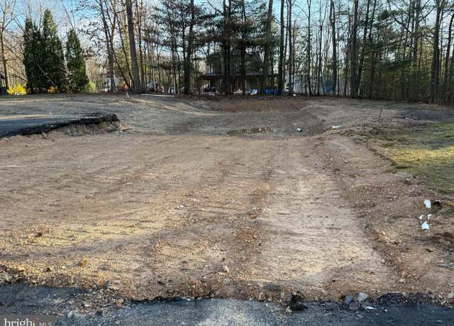 Property at 176 Getaway Rd, Hedgesville, WV 25427