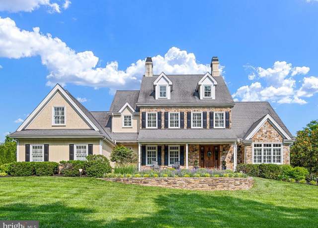 Property at 2A Courtney Rd, Wilmington, DE 19807, 6 beds, 5.5 baths