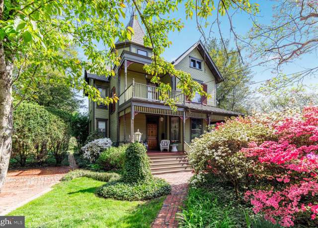 Property at 3911 Prospect St, Kensington, MD 20895, 4 beds, 3 baths